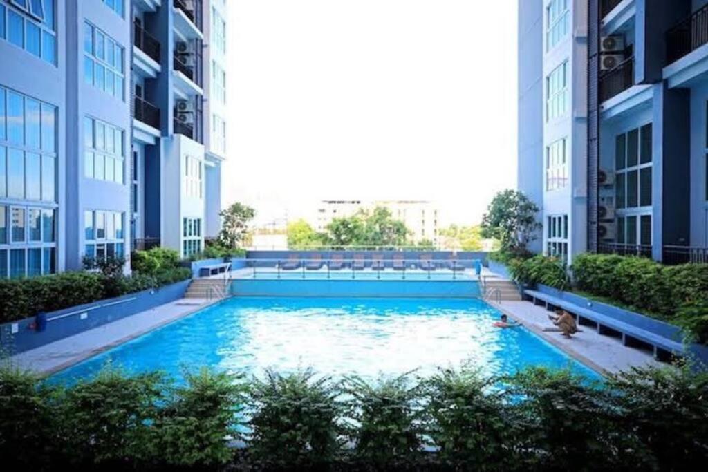 The Prio Near Airport Plaza Чиангмай